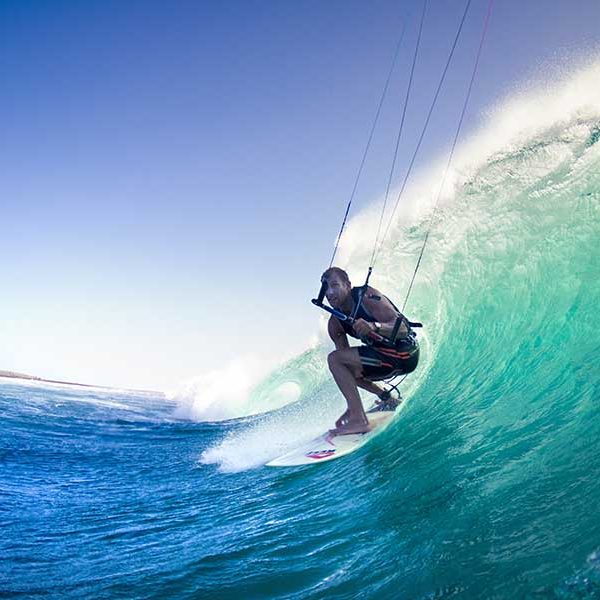 Wave-kite-surfing2